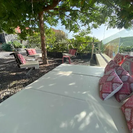 Holiday home Eco Caves